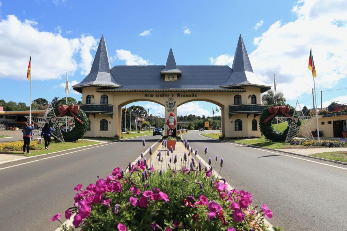 Apartamento Luxuoso No Cond Vista Do Quilombo A 50 Metros Do Hard Rock Cafe Gramado Dış mekan fotoğraf